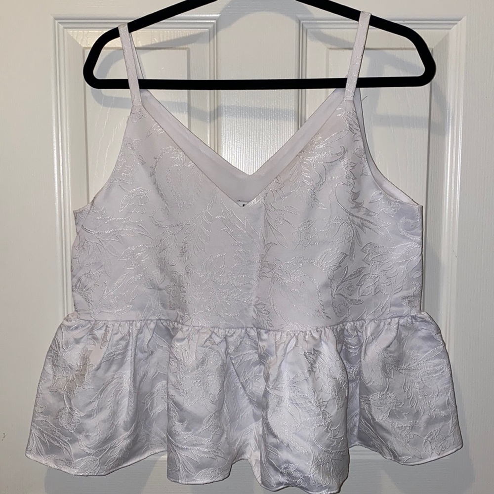 NWOT Express floral jacquard boxy peplum cami